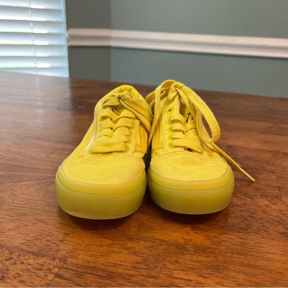 Vans Old Skool yellow monochromatic sneaker shoe size 11 toddler kid - Picture 4 of 9
